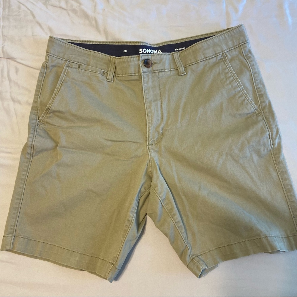 Sonoma Men's Tan Flat Front Shorts